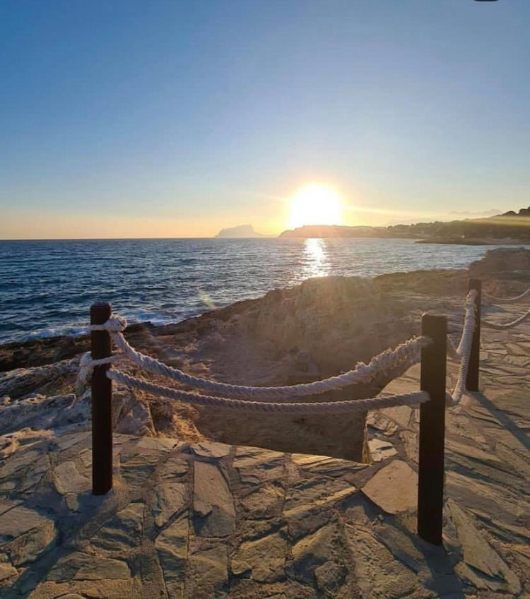 Bungalow Marquerite Moraira, 5 Minutes From Beach Teulada Eksteriør billede