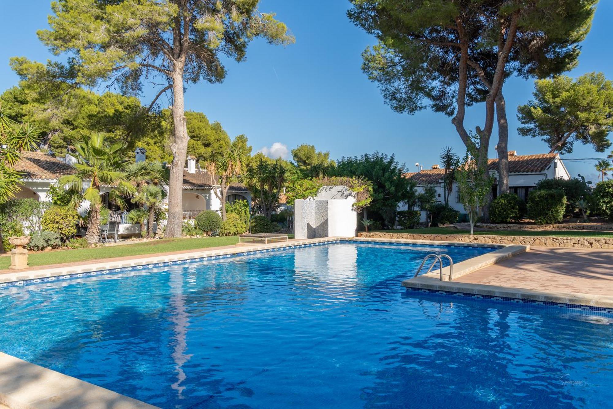 Bungalow Marquerite Moraira, 5 Minutes From Beach Teulada Eksteriør billede